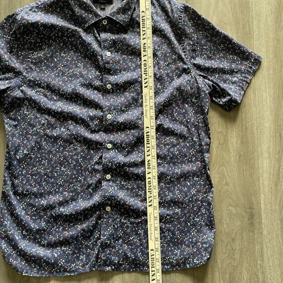Tahari Stretch Short Sleeve Button Down Navy Patterned Shirt Men’s Large - Picture 8 of 10